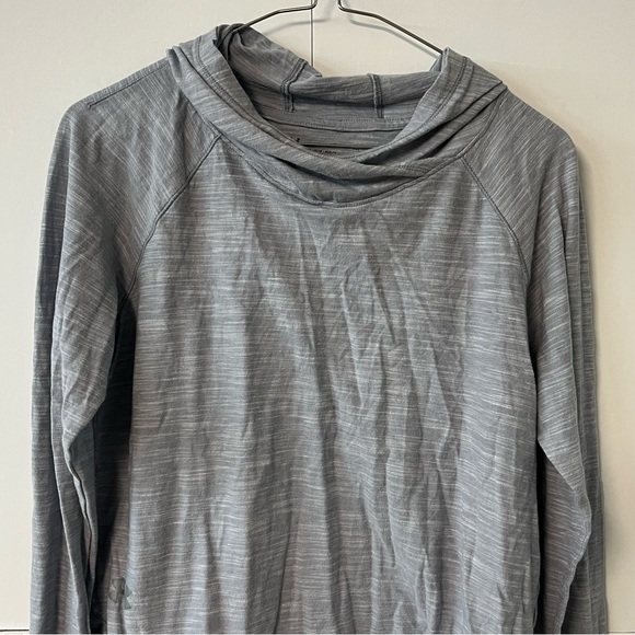 Women’s Under Armour Light Gray Lightweight Loose HeatGear Hoodie. Size SM/P/CH. - Picture 3 of 11